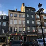 Lägenhet Sur Les Toits De *